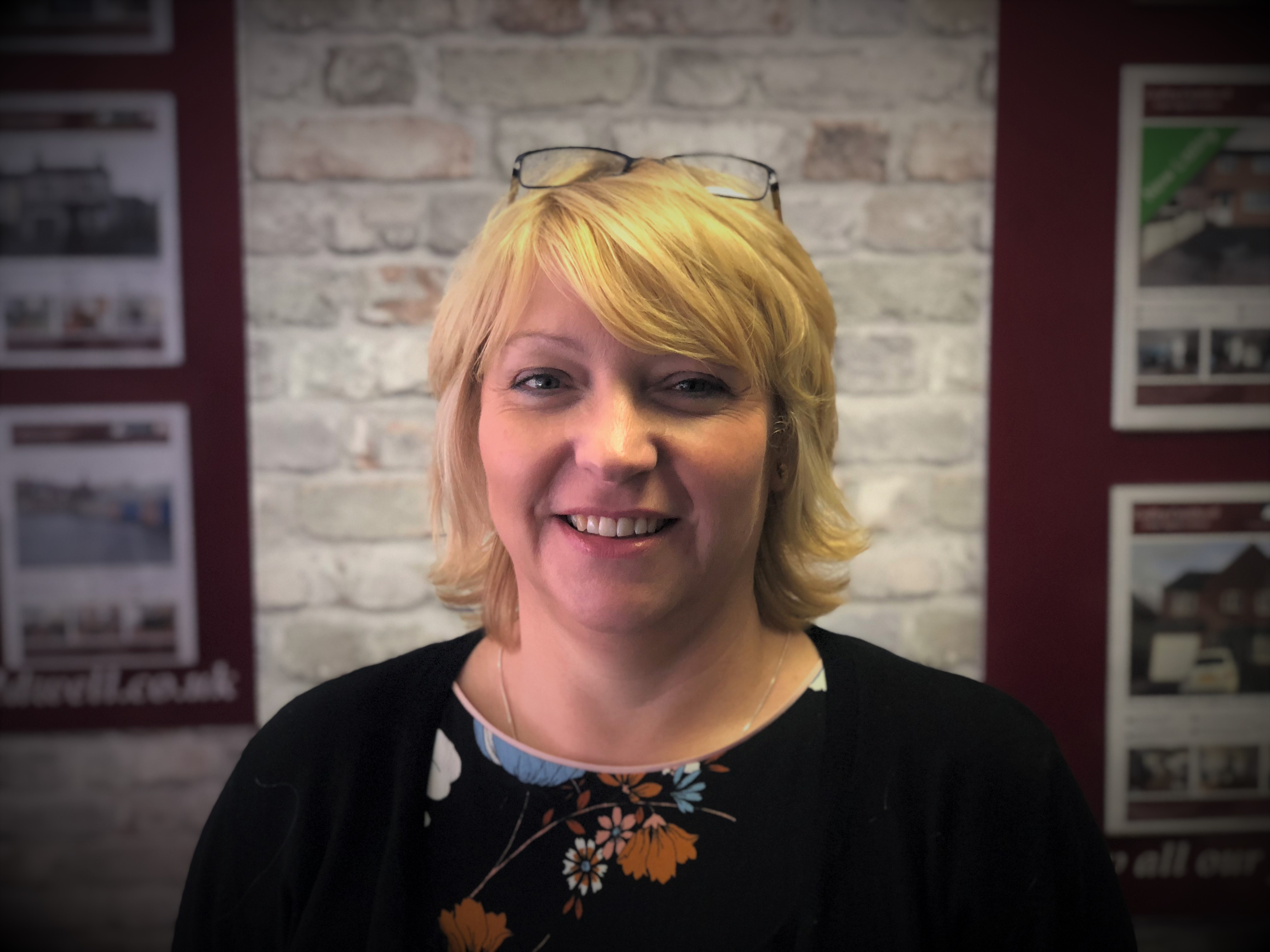 Elaine Hunt - Sales Negotiator Elaine Hunt - Sales Negotiator