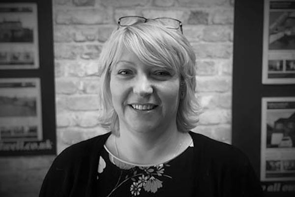 Elaine Hunt - Sales Negotiator Elaine Hunt - Sales Negotiator